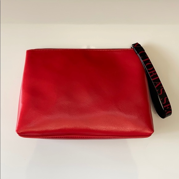Victoria’s Secret Red Signature Wristlet Bag - Picture 2 of 4